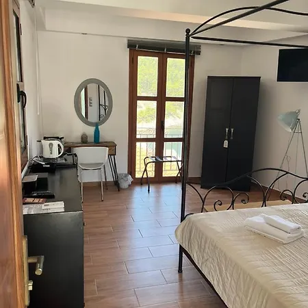 Pensionat Vassilis Retreat 3*