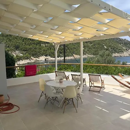 Pensionat Vassilis Retreat 3*