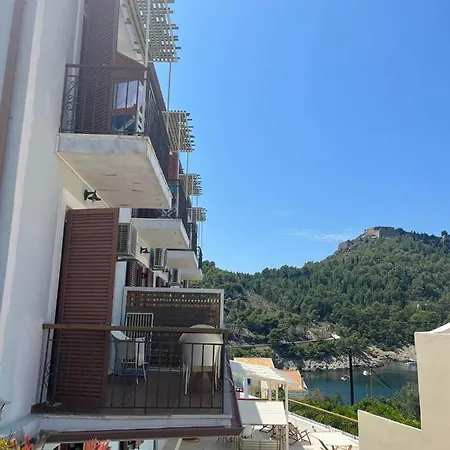 Vassilis Retreat Pensionat 3*