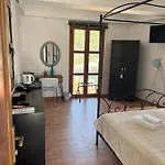Guest house Vassilis Retreat 3*