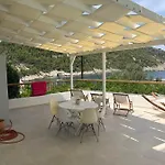 Guest house Vassilis Retreat 3*