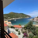 Vassilis Retreat 3*