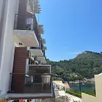 Vassilis Retreat Guest house 3*