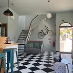 Vassilis Retreat Konukevi
