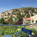 Vassilis Retreat 3* Asos