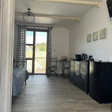 Vassilis Retreat 3*