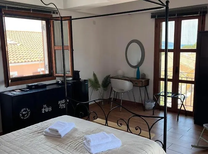 Vassilis Retreat 3* Asos