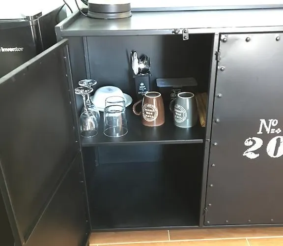 Vassilis Retreat 3* Asos