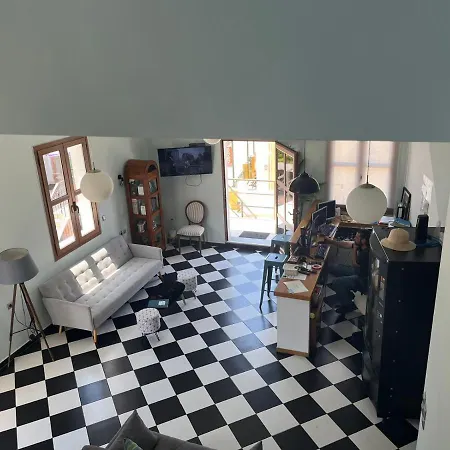 Vassilis Retreat Pensjonat 3*