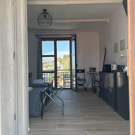 Pensjonat Vassilis Retreat